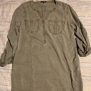 EXPRESS DRESS. OLIVE GREEN.